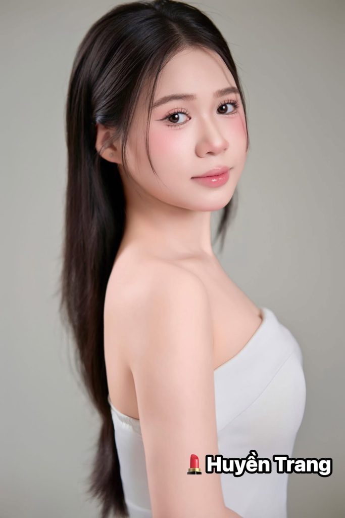 huyentrangmakeup.com